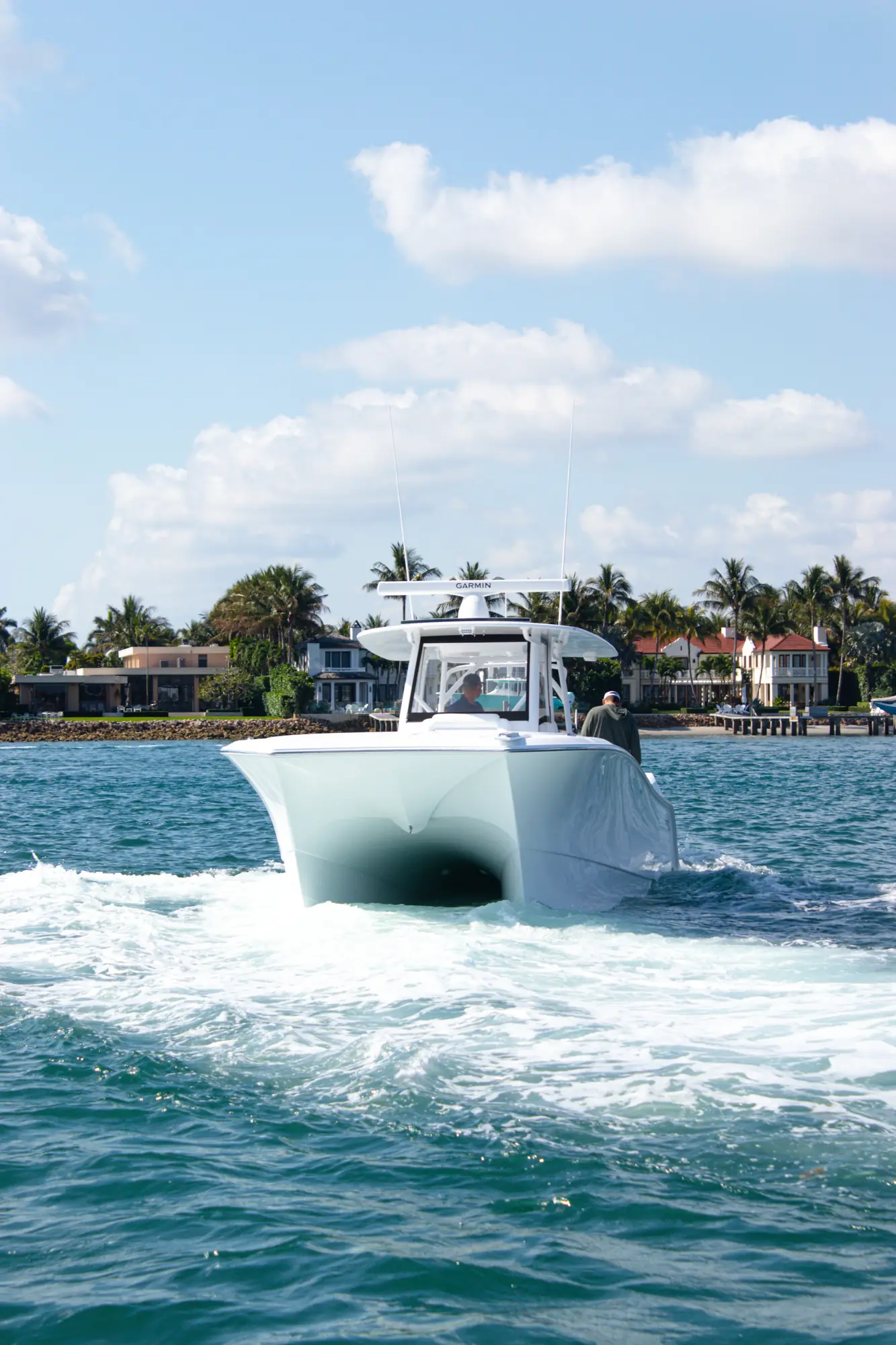 Front Runner 35 Catamaran